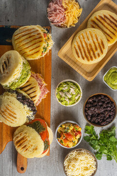 Arepa / arepas / arepas