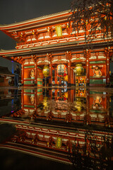 Fototapeta premium 雨の浅草浅草寺