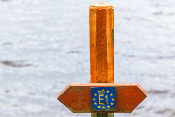 Sign for E1 a long distance path in europe - Powered by Adobe