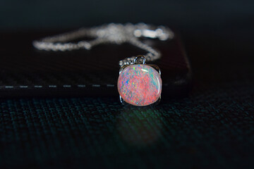 jewelry opal Is a gem that has beautiful colors Rare and expensive