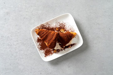 Oreo, truffle, garlic, butter, bread, brownie, tiramisu, croissant, ham, cheese, toast