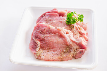 塩胡椒した豚ロース肉