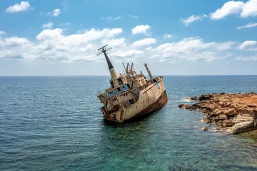 Gordijnen Cyprus - Abandoned shipwreck EDRO III in Pegeia, Paphos from amazing drone view © SAndor