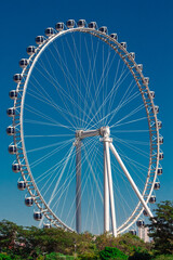 Fototapeta premium ferris wheel against sky