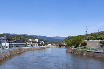 Fototapeta premium 天竜川（長野県岡谷市）