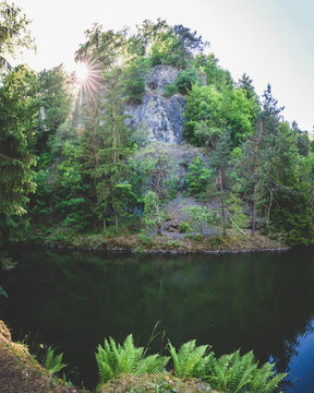 Silbersee, Felswand, Rh&ouml;n, gr&uuml;n, Sonne, Basaltsee