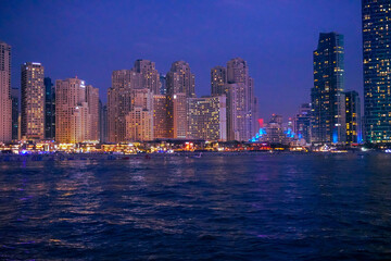 Fototapeta premium Dubai Marina in Dubai, UAE. View of the skyscrapers and the canal. view at night