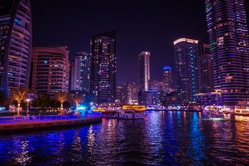 Fototapeta na wymiar Dubai Marina in Dubai, UAE. View of the skyscrapers and the canal. view at night