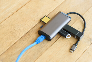  The Type C HUB 8 in 1 for connect any device 