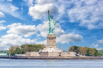 New York City Statue of Liberty in the United States © Markus Mainka