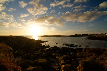 Fototapeta na wymiar coucher de soleil en Bretagne