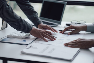 Business team present. Investor working new startup project. Finance meeting.