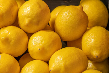 lemons on the market