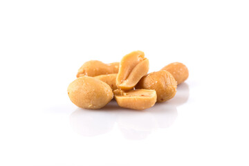 peanut nuts salt in heap