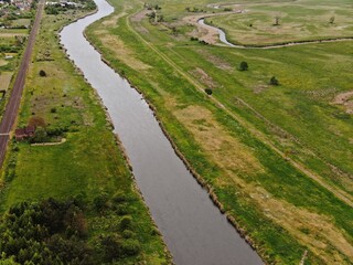 Widok na rzekę.