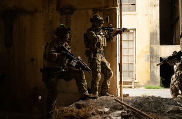 Special operations forces, Study geography and plan an attack on the enemy. - obrazy, fototapety, plakaty