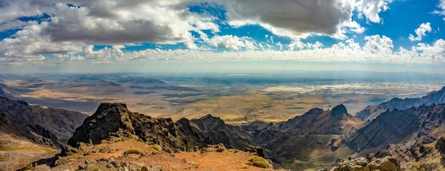 Fotobehang Panoramic view from the top of the East Rim Overlook near the summit of the Steens Mountains, near Frenchglen, Oregon © Bob