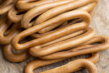 Wheat dried crispy long bagels