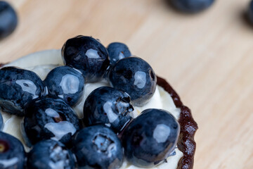 Tartlet with cream and blueberry flavor