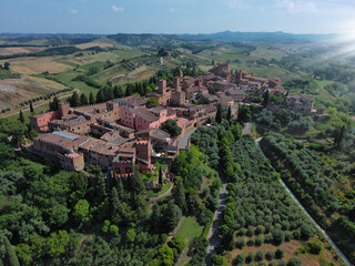 Fototapeta na wymiar extended aerial view of the medieval town of Certaldo in Tuscany