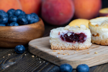 Mini cheesecake cake with fruit blueberry filling