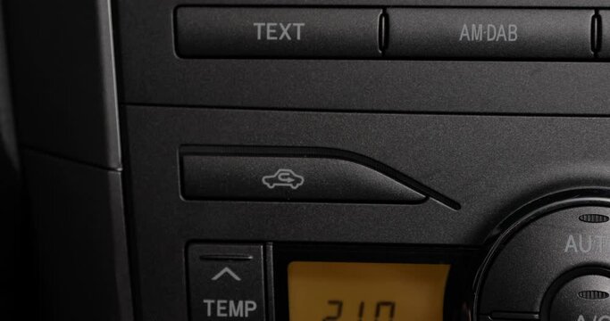 Turning off internal recirculation in a car