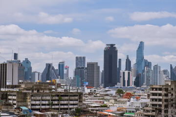 Fototapeta na wymiar city skyline, Bangkok,view of modern zone and old zone.