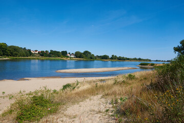 An der Elbfähre in Rogätz im Sommer	