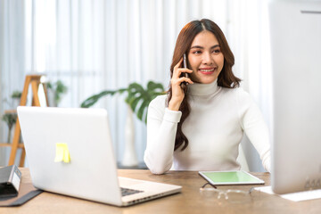 Obraz premium Portrait of asian woman use laptop work digital online marketing internet advertising and sales business technology concept, online marketing, E-business, Ecommerce, Business online at home
