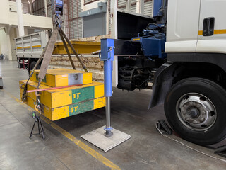 Load test for heavy truck in work shop