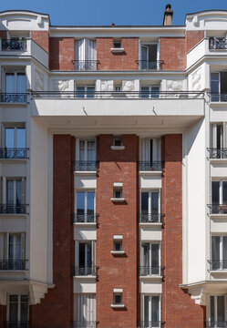 Paris, square, apartment, city, building, people, district, neighborhood, street, capital, window, facade, exterior, urban, architecture, shutter, Close up, blue, white, gray, black, design, detail, c