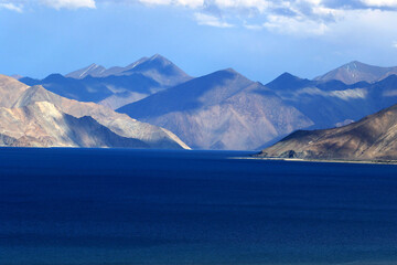 Obraz na płótnie Canvas Pangong Tso lake, Ladakh, Jammu and Kashmir, India
