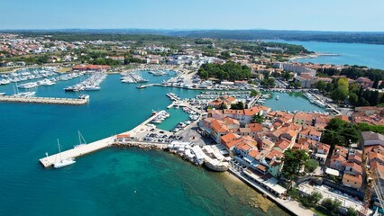 Fototapeta na wymiar Novigrad - Istrien - Croatia An aerial view with the drone over the beautiful town of Novigrad