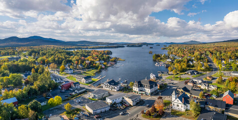 Greenville, Maine in Autumn on Moosehead Lake - obrazy, fototapety, plakaty