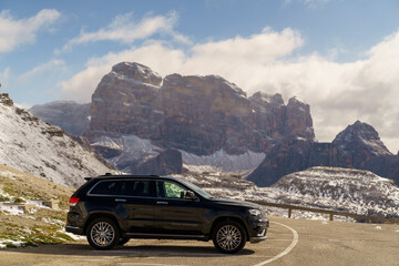 The Car in the mountains - feel like home 