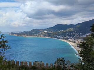 Fototapeta premium Fortress wall in mountainous Alanya