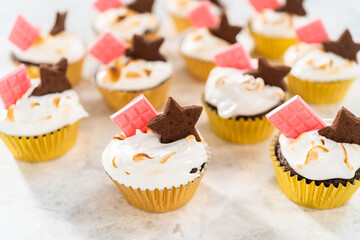 S'mores cupcakes