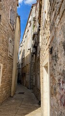 Fototapeta na wymiar narrow street in the city