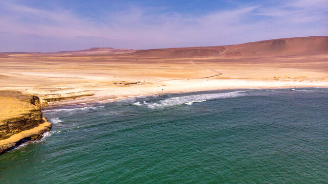 Reserva Nacional de Paracas Playa Yumaque - 
Paracas National Reserve Yumaque Droneshot