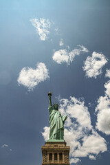 STATUE OF LIBERTY WITH SKYVIEW 