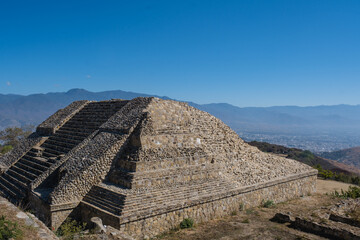 Fototapeta na wymiar Archaeological site of Monte Alban.