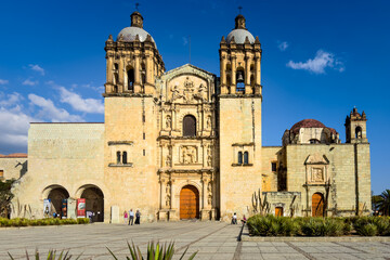 Fototapeta na wymiar View of Santo Domingo church in Oaxaca, Mexico.