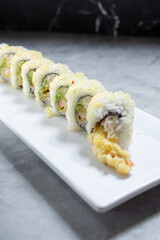 A view of a crunchy sushi roll. © DAVID