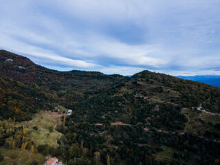 Fototapeta na wymiar Autumn landscape in Puigsacalm Peak, La Garrotxa, Girona, Spain.