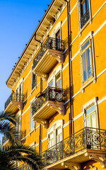 Fototapeta na wymiar typical old balcony in italy