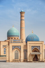 Fototapeta na wymiar Hazrati Imam Mosque and Muyi Muborak Madrasah, Uzbekistan