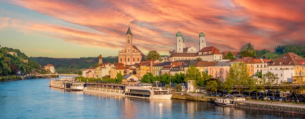 Türaufkleber Panorama Passau in Germany © Animaflora PicsStock