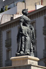 Estatua Isabel II Plaza de &Oacute;pera Madrid