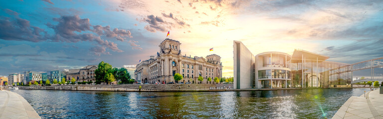 Reichstag, Berlin, Deutschland  © Sina Ettmer