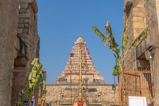 Gangaikonda Cholapuram temple vimanam which houses the siva lingam with blue sky in the background, located in Tamil Nadu, south India. Vimanam shaped in form of Shiva lingam itself. From front gate